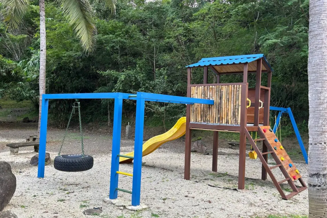 7e7c869b 6366 4f60 be1e ae6b815ff091.jpg